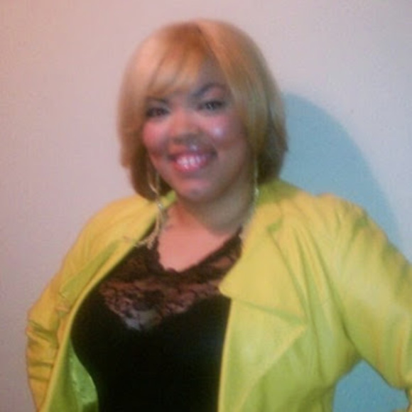 Meet your Posher, Toni - Picture 1 of 1